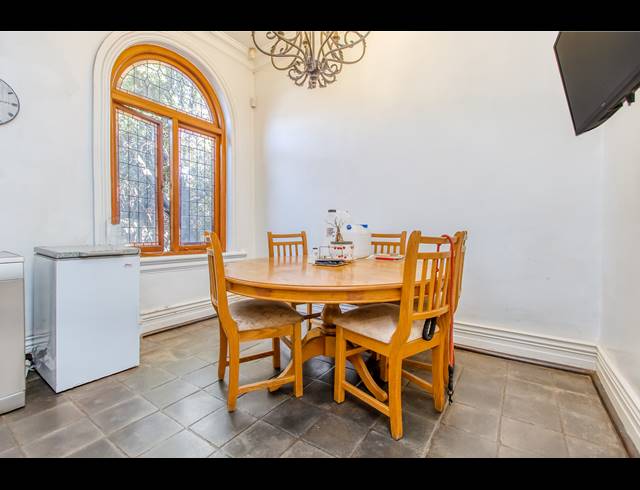 3 BEDROOM FREEHOLD FOR SALE IN PARKTOWN